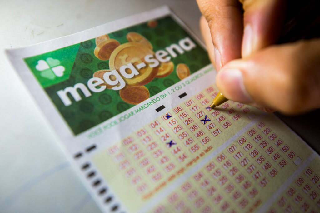 Dê uma olhada os números da Mega-Sena 3036 sorteados domingo agora (26/7) confira-os-numeros-da-mega-sena-3036-sorteados-neste-domingo-(26/7)